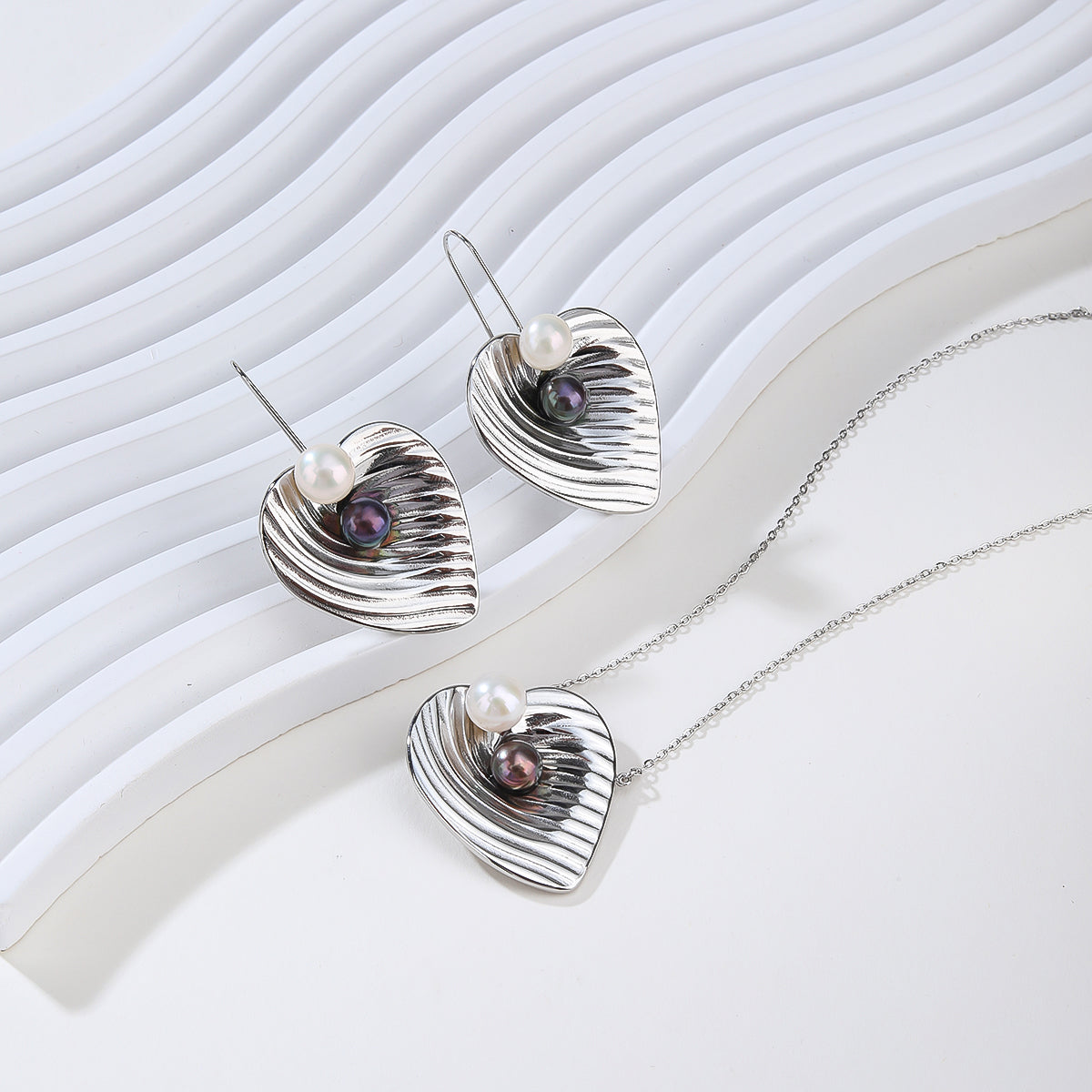 2026 Durable Stainless Steel Jewelry Set Meets daily wearing needs and is suitable for affordable fast-moving consumer channels