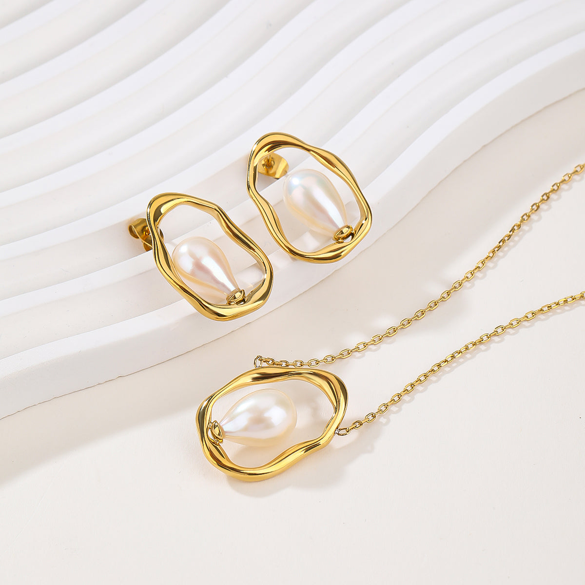 2026 Minimalist Stainless Steel Necklace & Earrings Set (Copy)