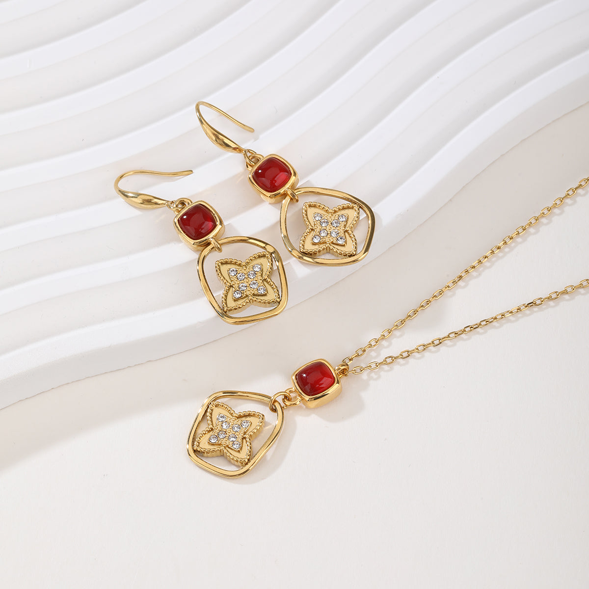 Christmas Jewelry for Women Christmas Snowflakes Necklace Earrings Set Sparkling Crystal Rhinestone Long Pendant Necklace
