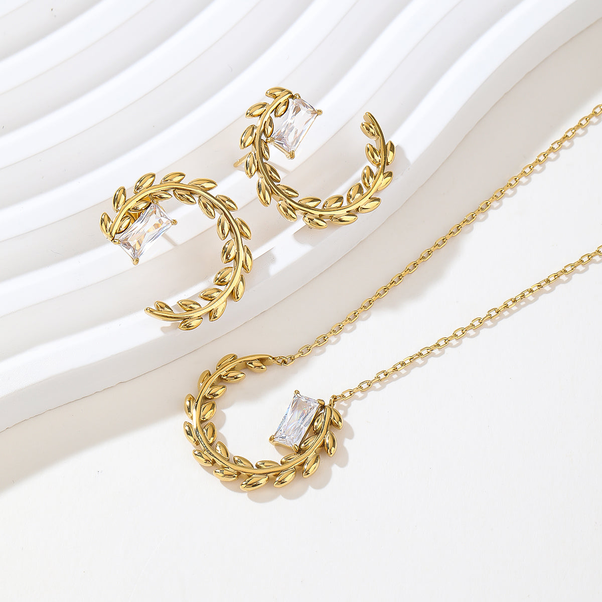 Moon Necklace 14k Solid Gold Crescent Moon Necklace Filigree Moonstone Pendant Jewelry Birthday Gifts For Women