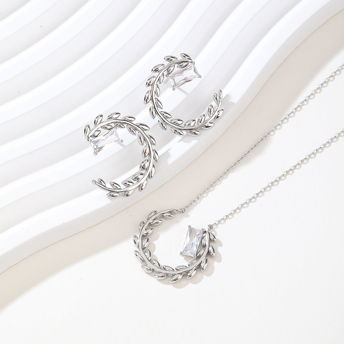 Moon Necklace 14k Solid Gold Crescent Moon Necklace Filigree Moonstone Pendant Jewelry Birthday Gifts For Women
