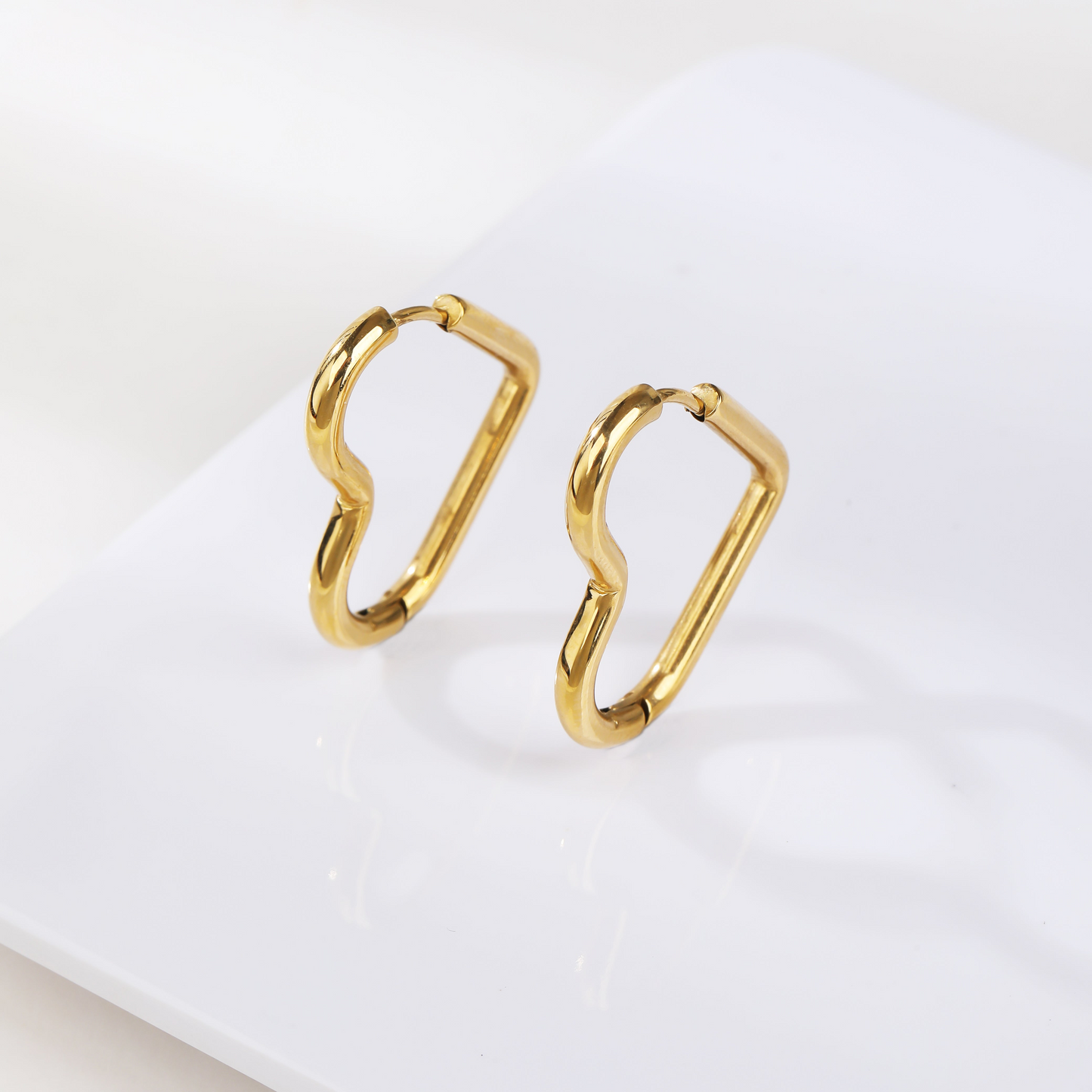 Golden Heart's Shape Hoops Earrings