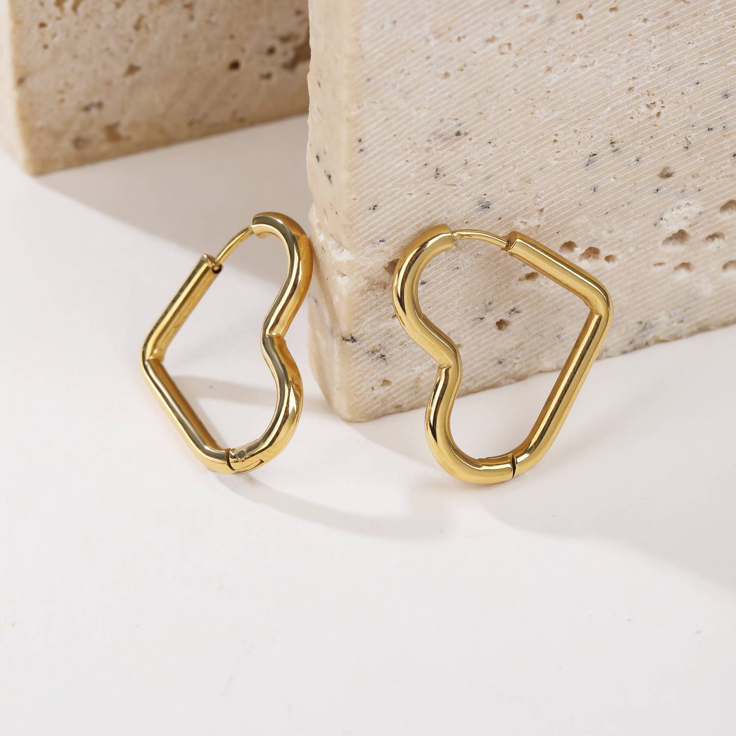 Golden Heart's Shape Hoops Earrings