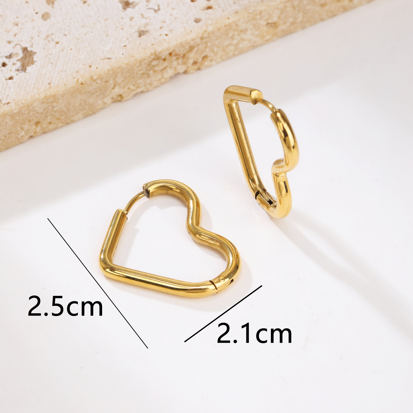 Golden Heart's Shape Hoops Earrings